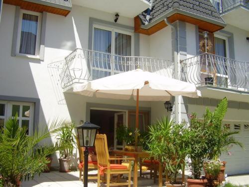 Villa Grazia Hévíz Ανέσεις φωτογραφία